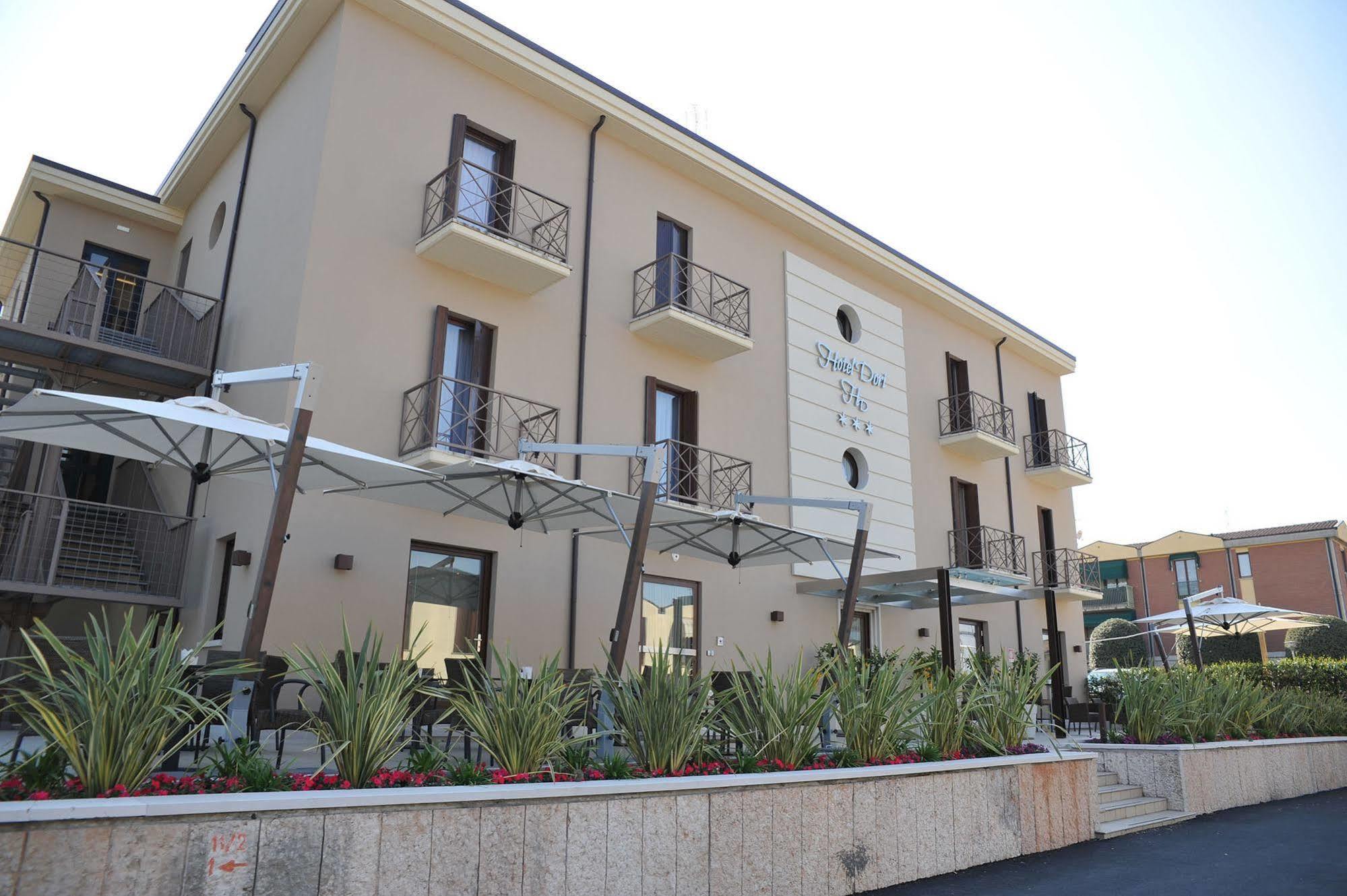 Hotel Dori Peschiera del Garda Exterior photo